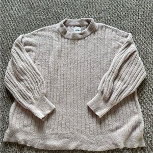 Aerie buttercream crew sweater